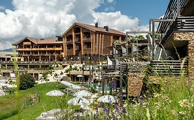 Hotel Valentinerhof  4*